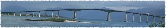 [Uno dei ponti che collegano le isole]